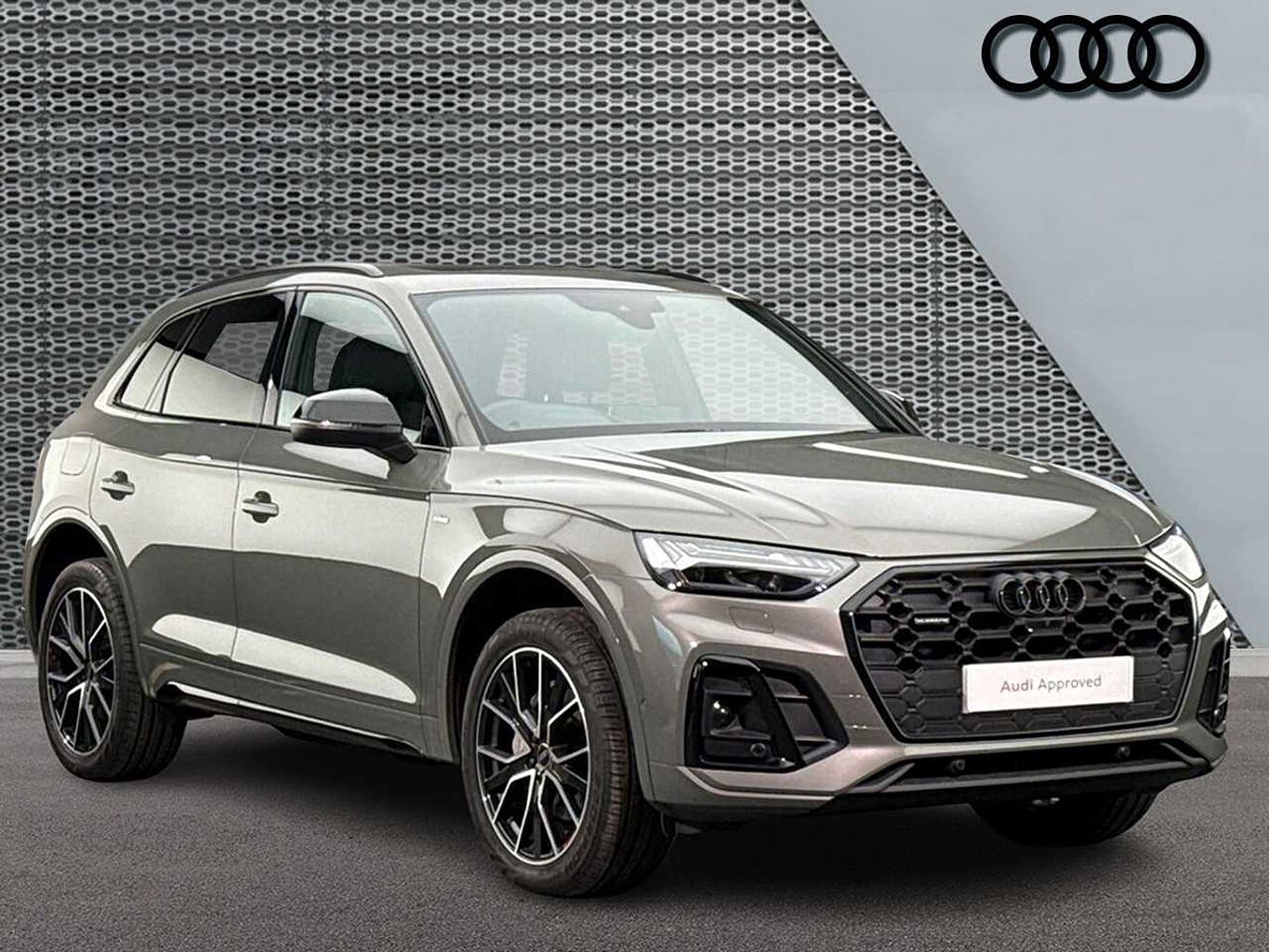 Main listing image - Audi Q5