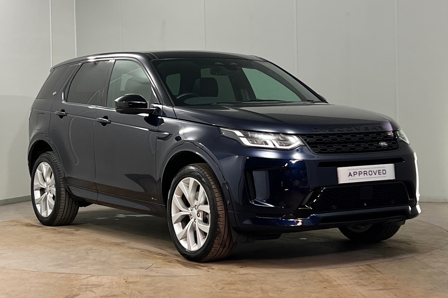 Main listing image - Land Rover Discovery Sport