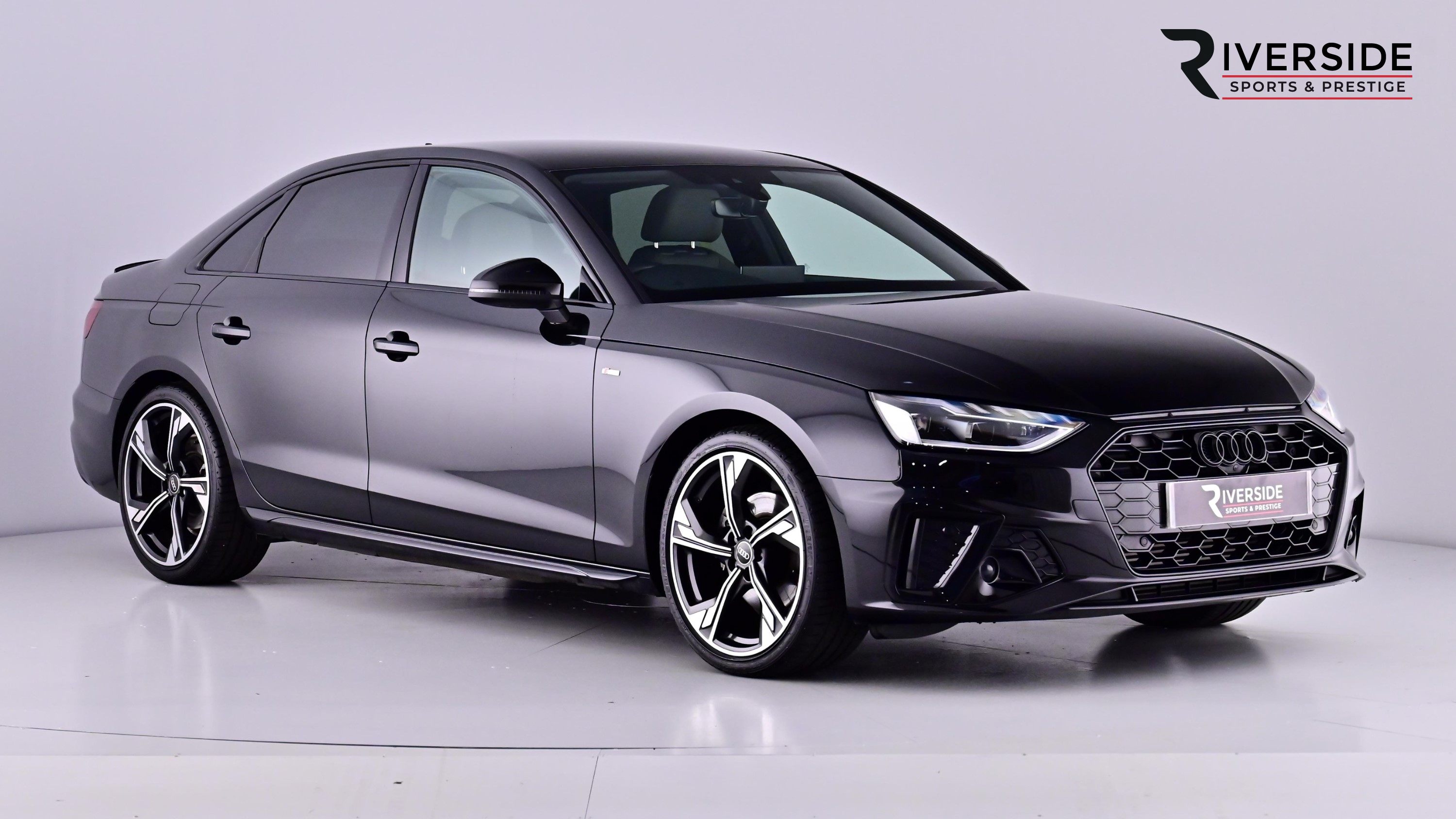 Main listing image - Audi A4