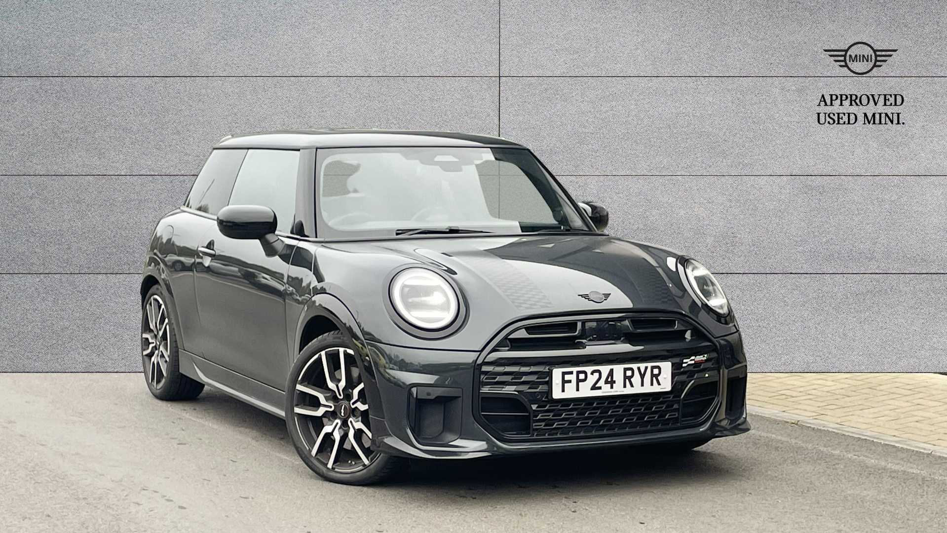 Main listing image - MINI Hatchback