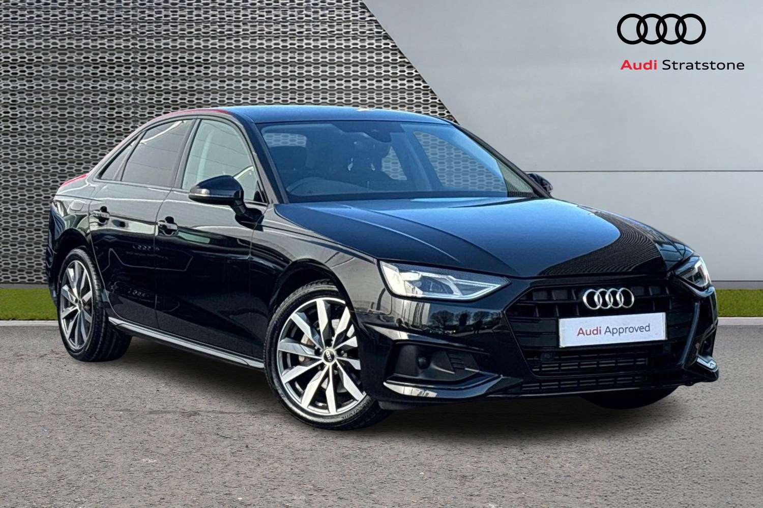 Main listing image - Audi A4