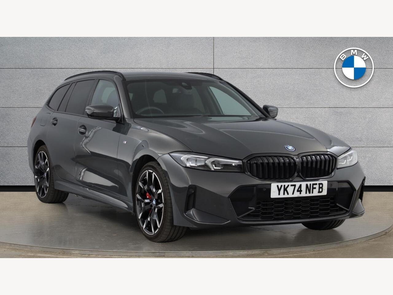 Main listing image - BMW 3 Series Touring