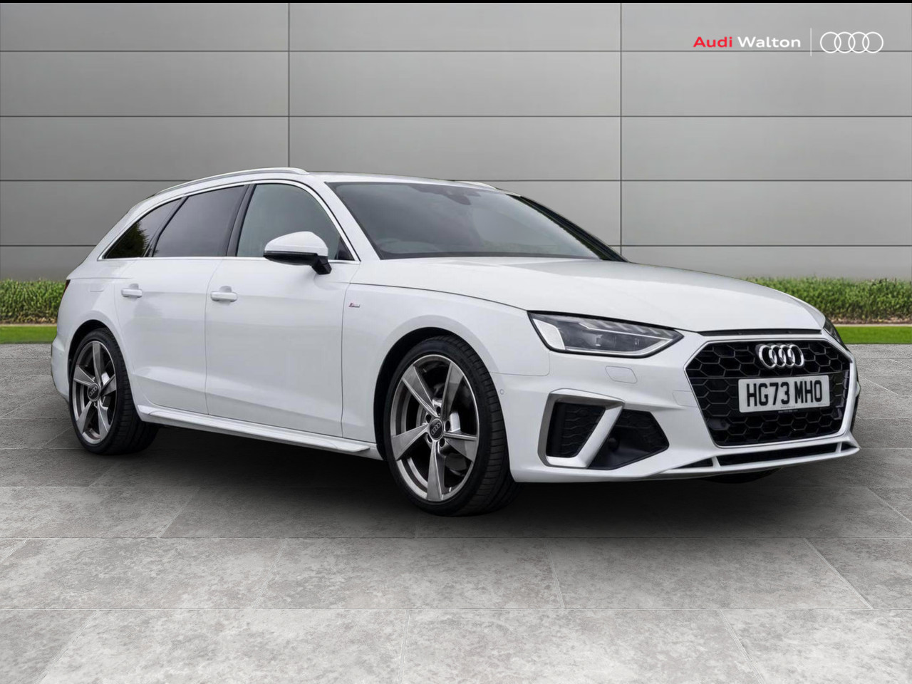 Main listing image - Audi A4 Avant