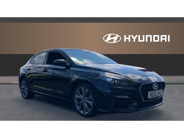 Main listing image - Hyundai i30 Fastback