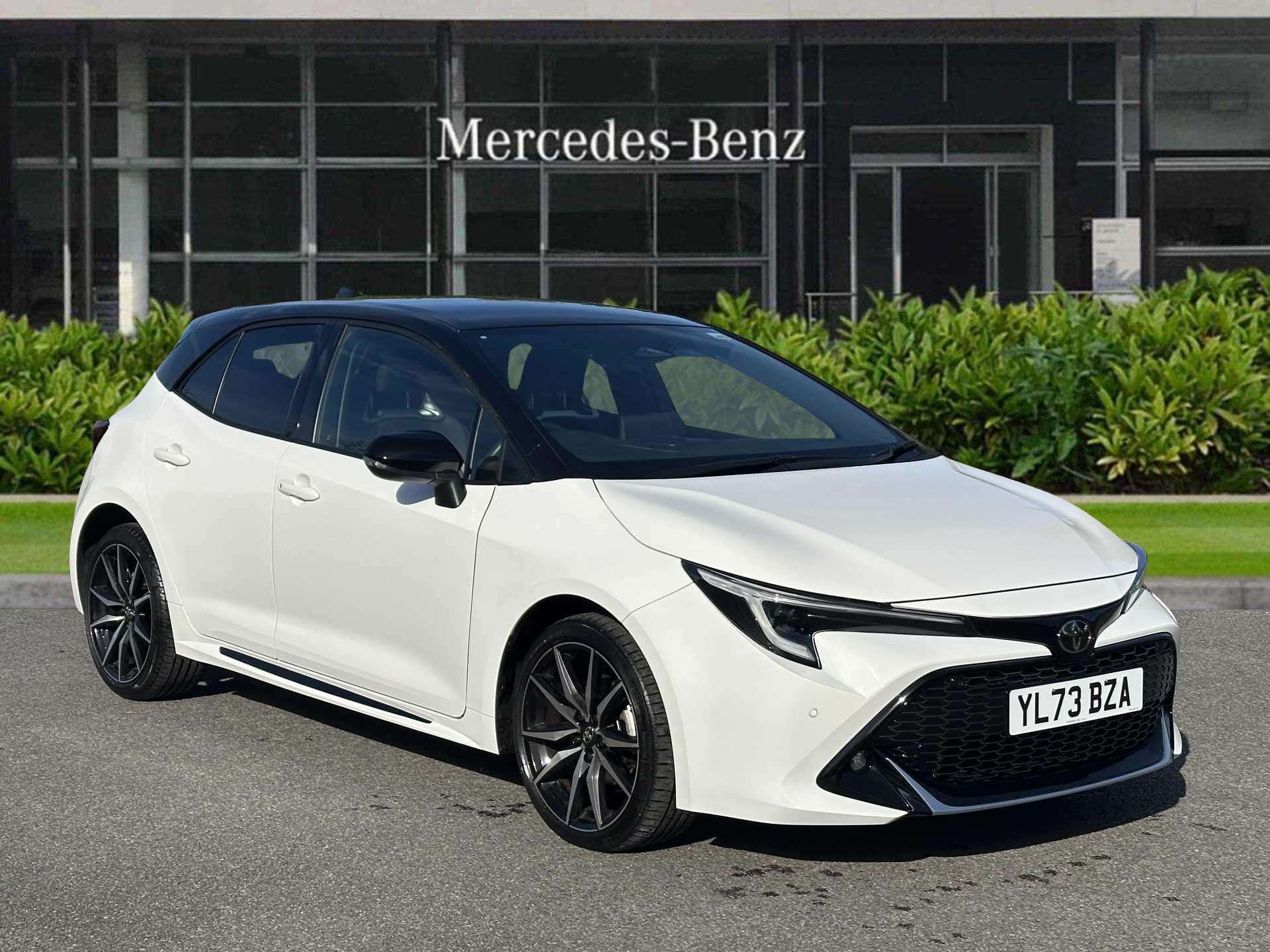 Main listing image - Toyota Corolla