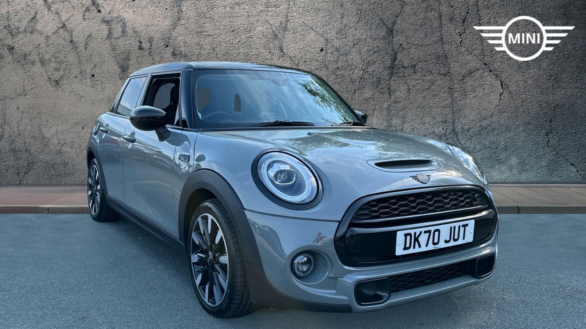 Main listing image - MINI Hatchback 5dr