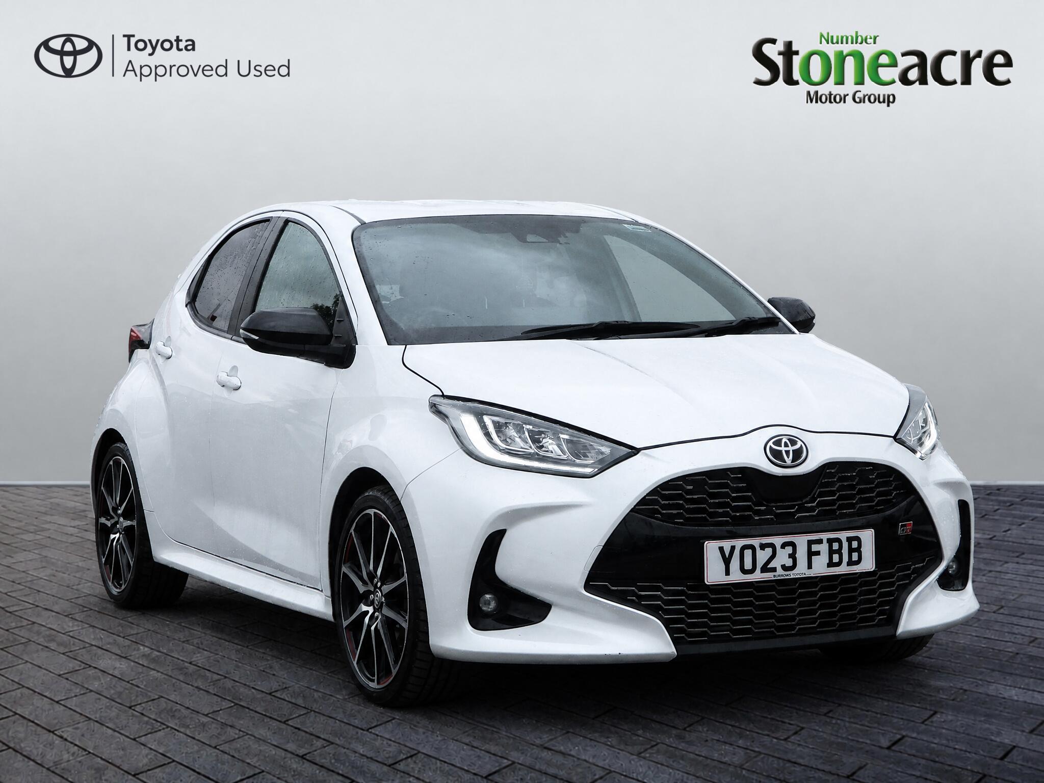 Main listing image - Toyota Yaris