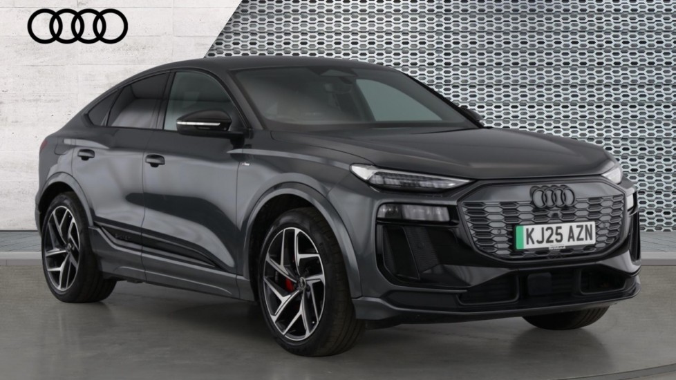 Main listing image - Audi Q6 e-tron