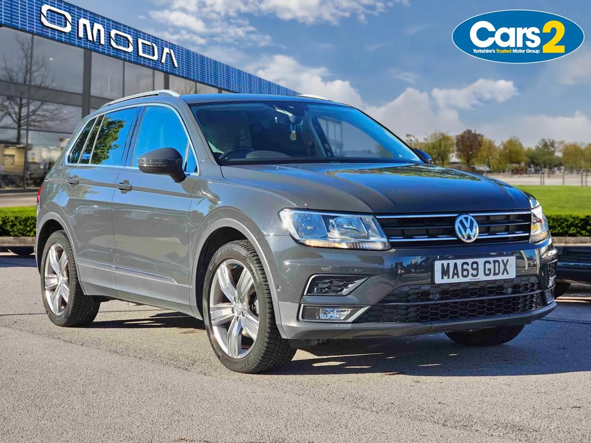 Main listing image - Volkswagen Tiguan