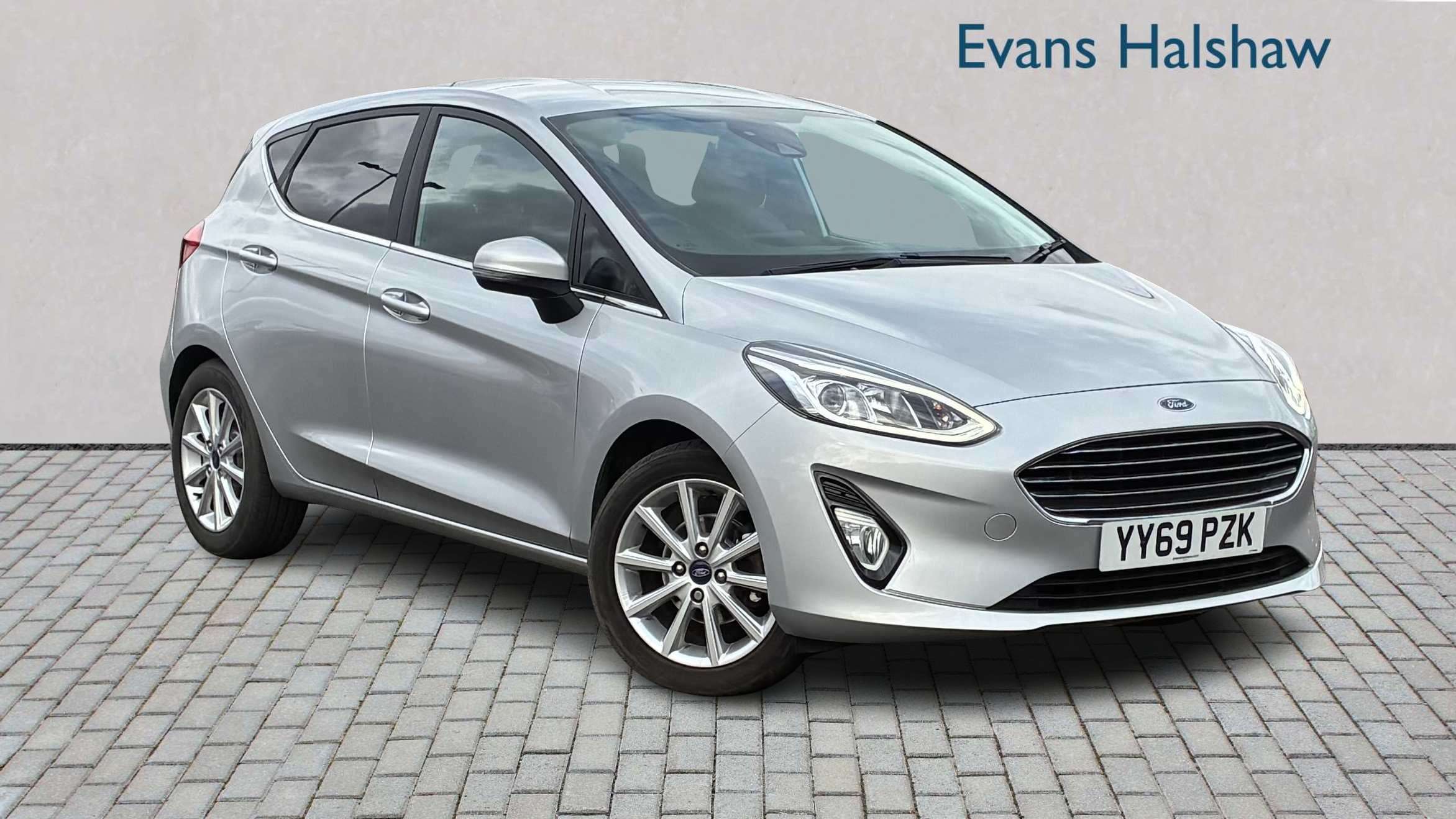 Main listing image - Ford Fiesta