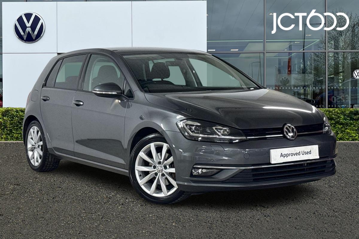 Main listing image - Volkswagen Golf