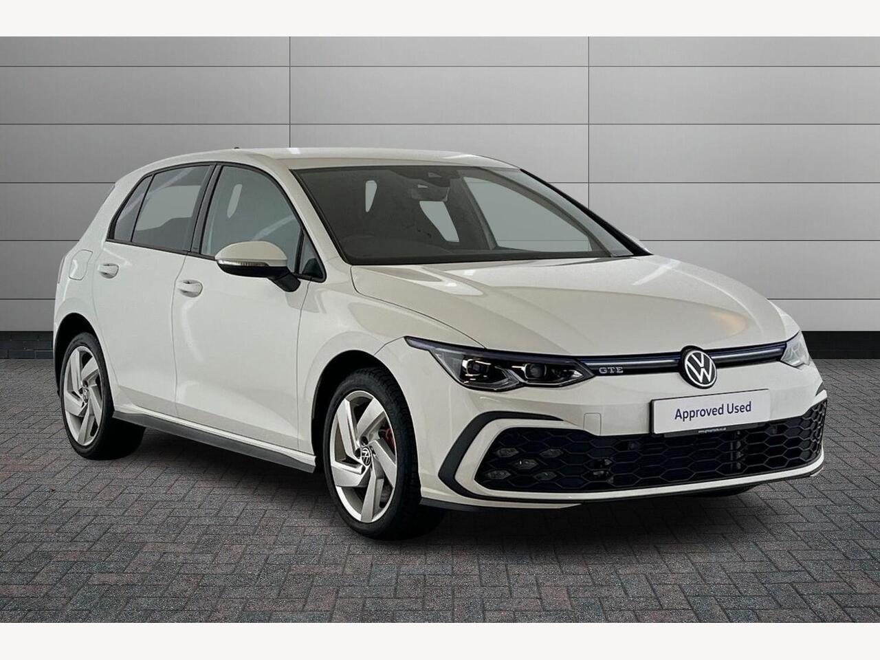 Main listing image - Volkswagen Golf GTE