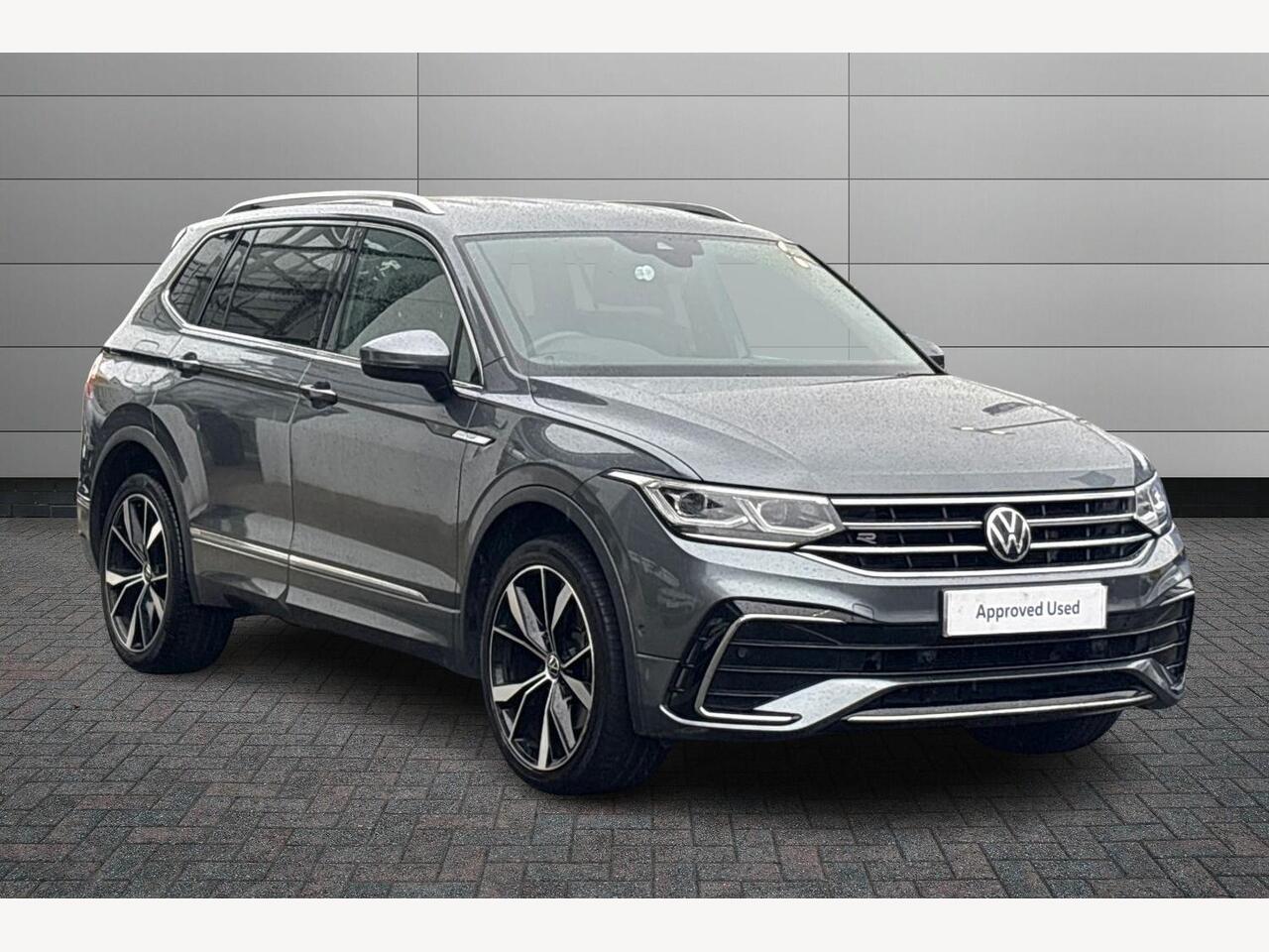 Main listing image - Volkswagen Tiguan Allspace