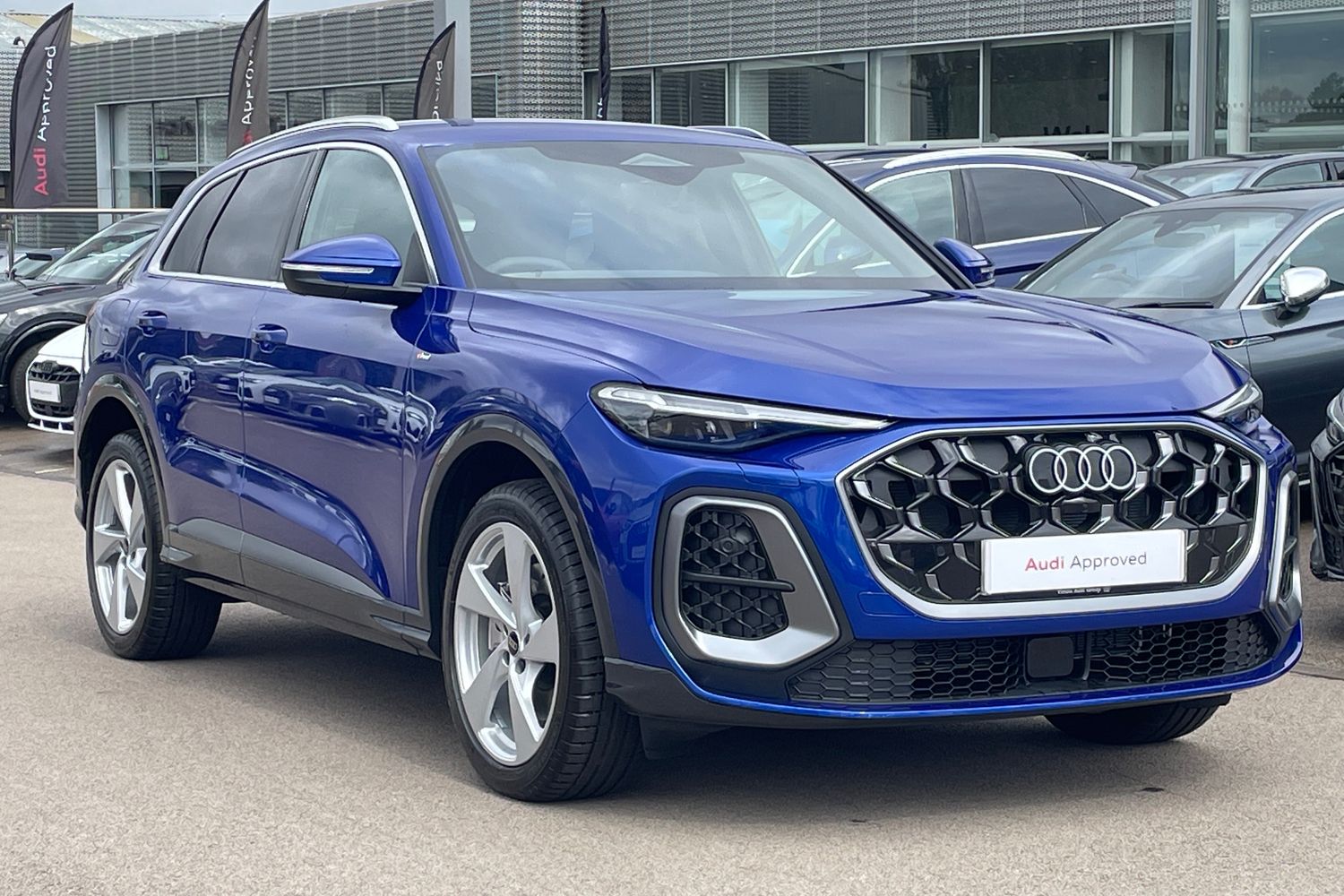Main listing image - Audi Q5