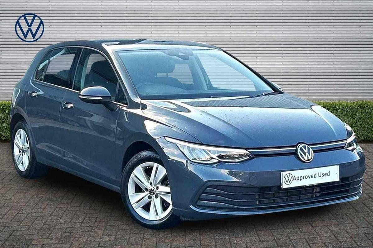 Main listing image - Volkswagen Golf