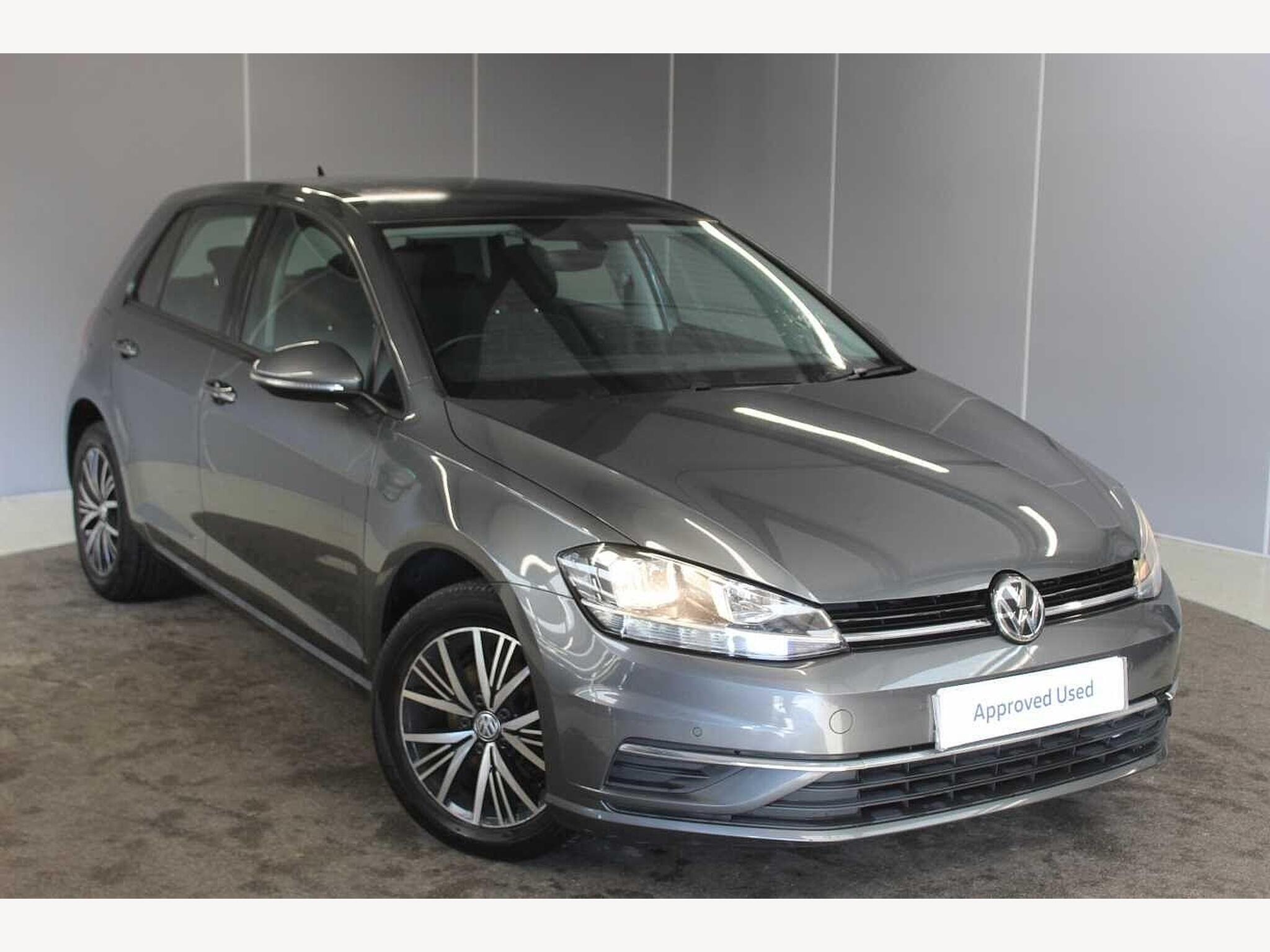 Main listing image - Volkswagen Golf