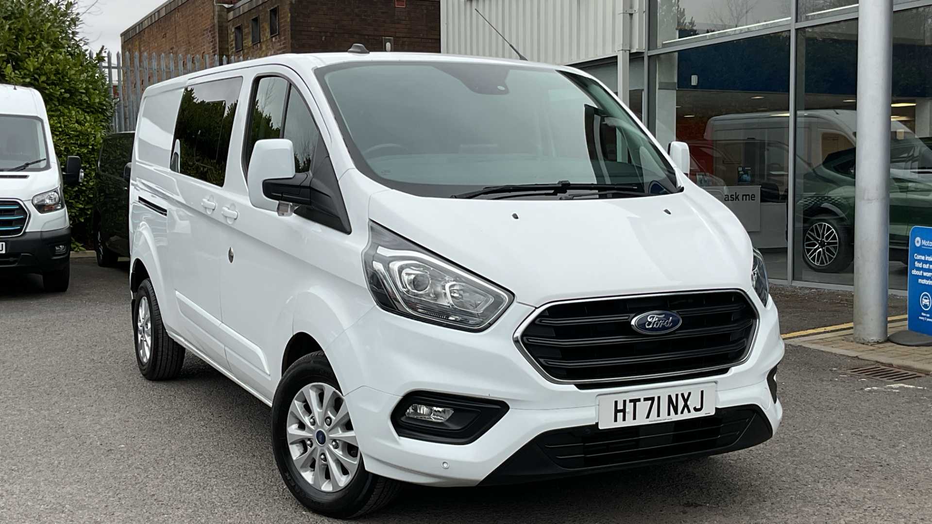 Main listing image - Ford Transit Custom