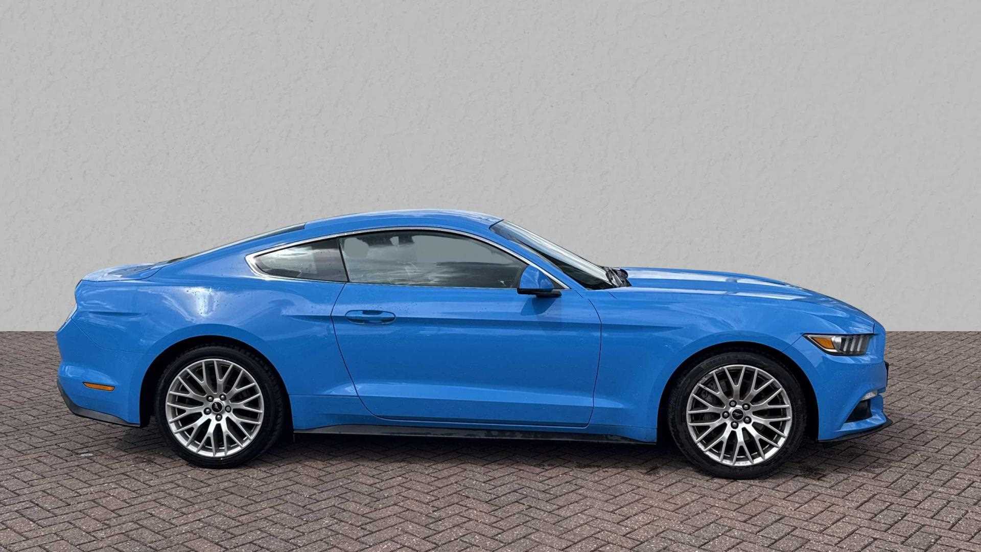 Main listing image - Ford Mustang