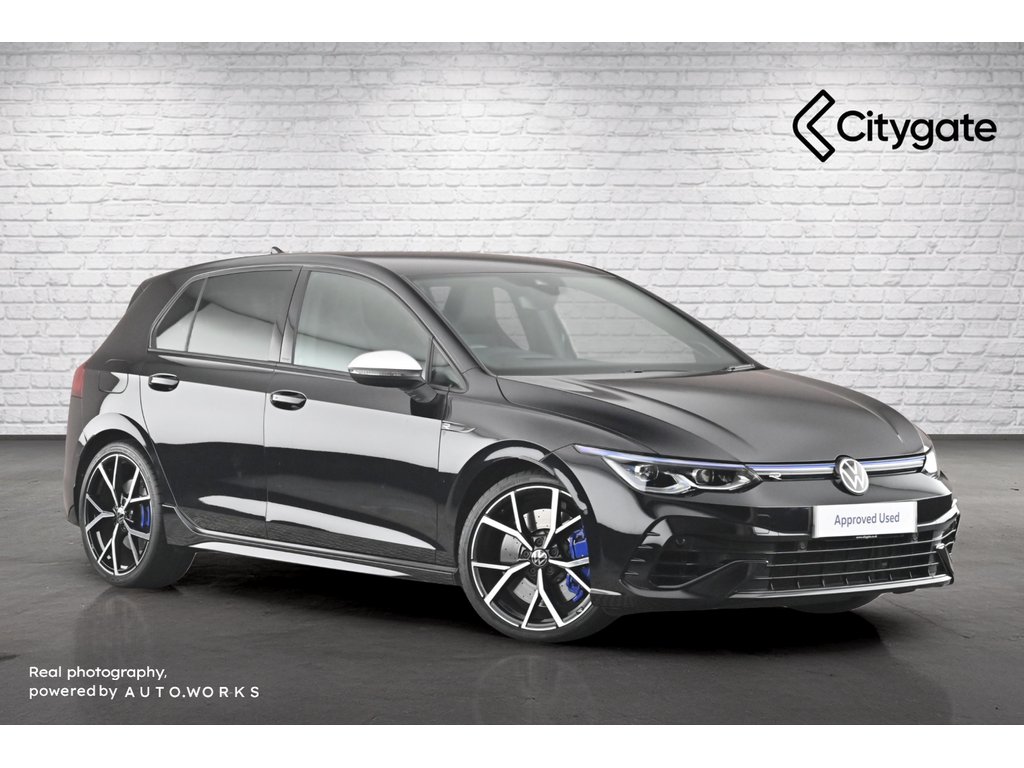 Main listing image - Volkswagen Golf