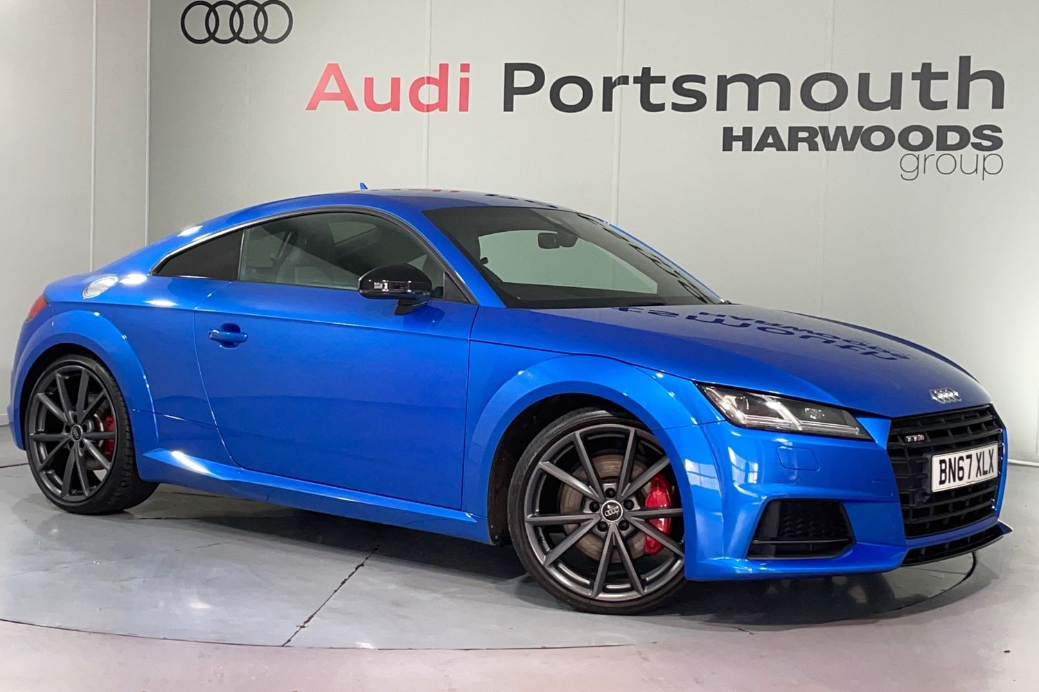 Main listing image - Audi TT S