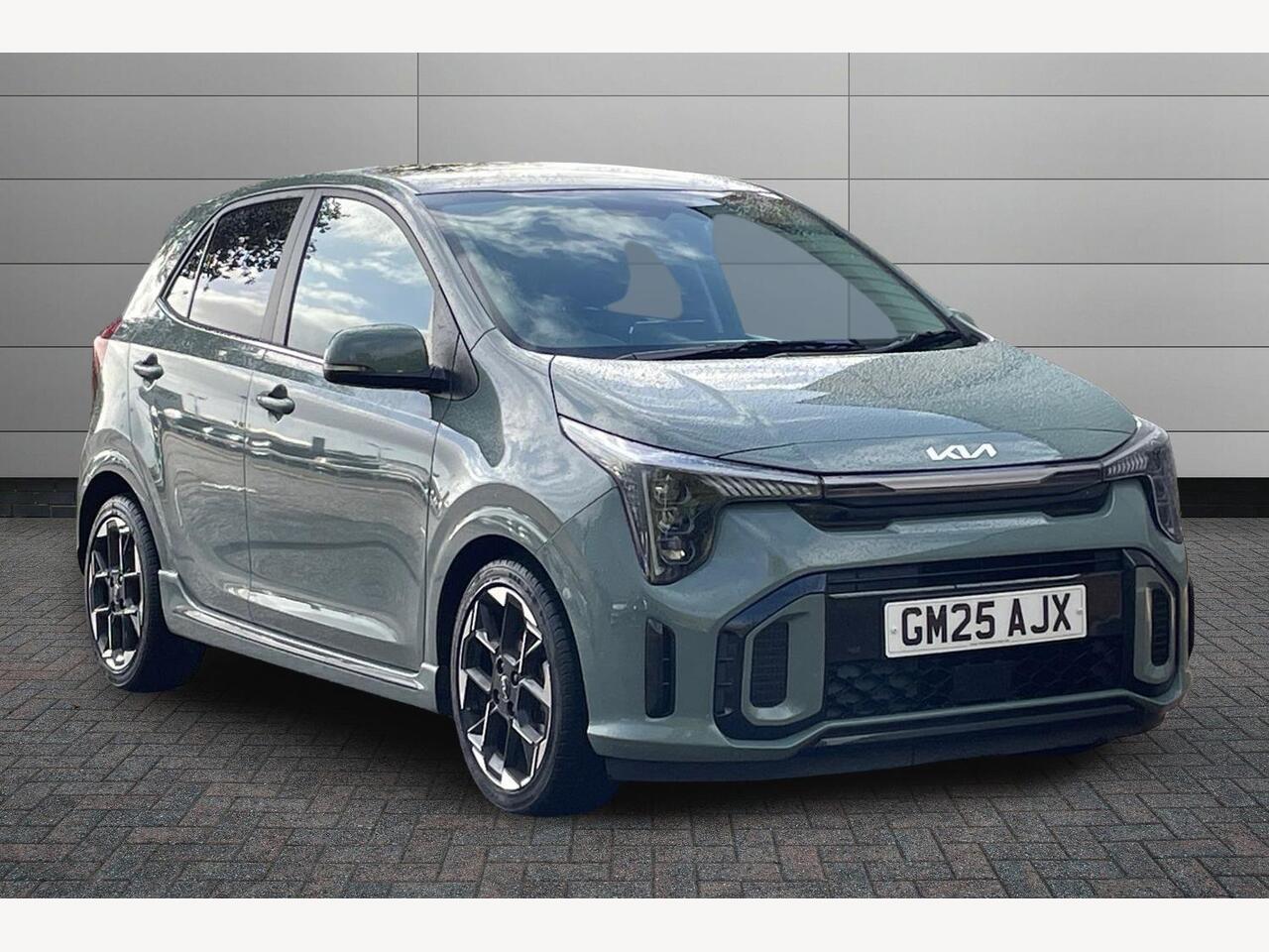 Main listing image - Kia Picanto