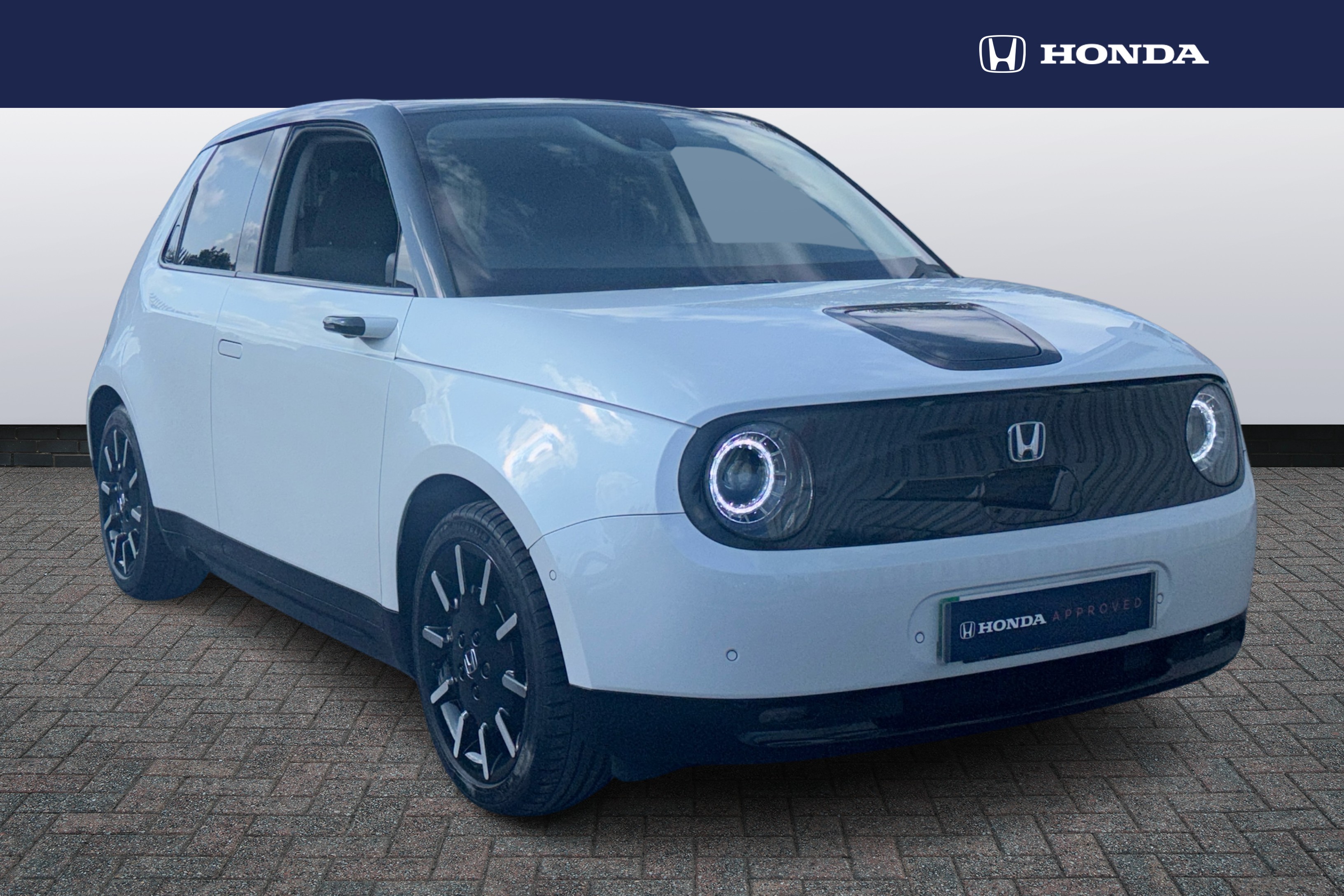 Main listing image - Honda Honda e