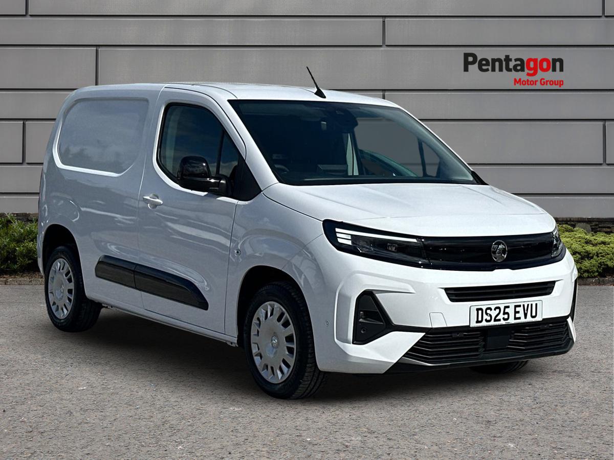 Main listing image - Vauxhall Combo Cargo