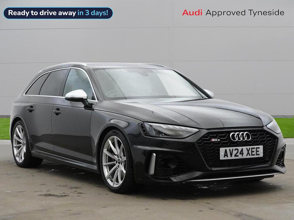 Main listing image - Audi RS4