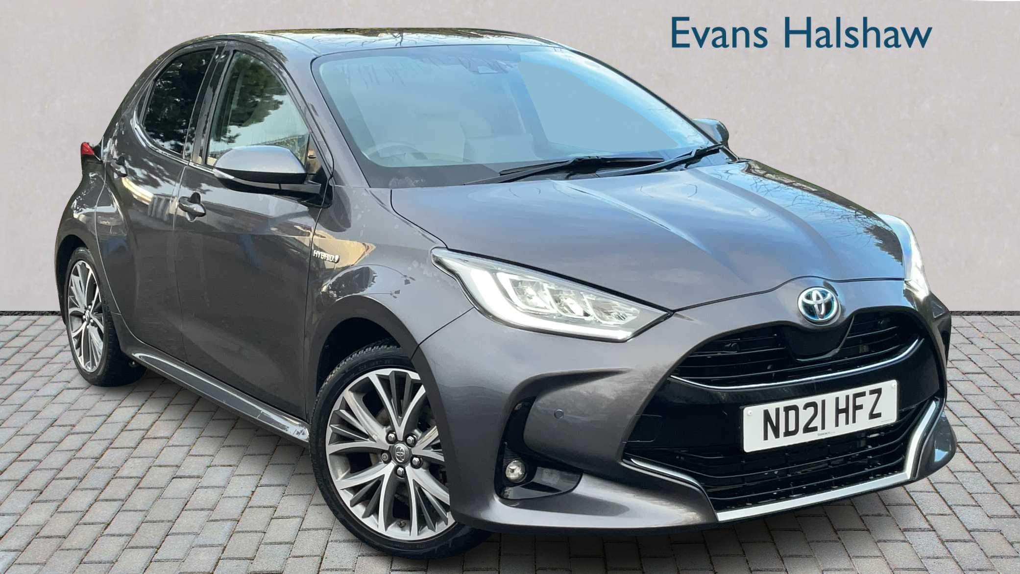 Main listing image - Toyota Yaris