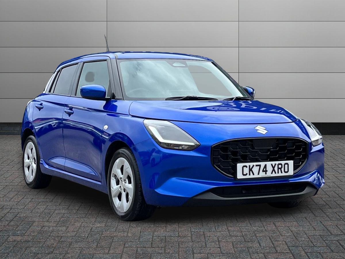 Main listing image - Suzuki Swift