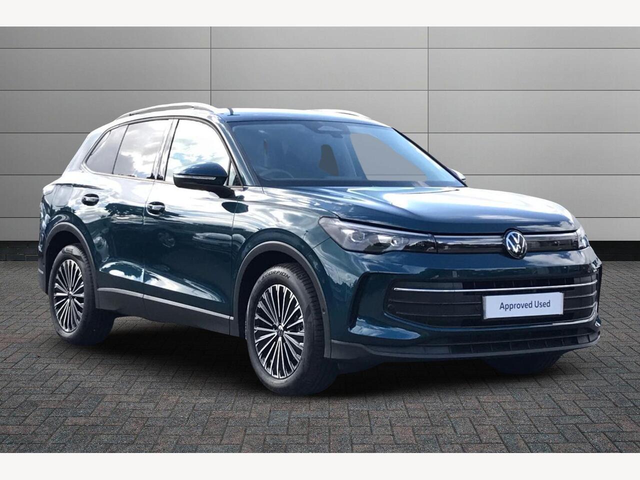 Main listing image - Volkswagen Tiguan