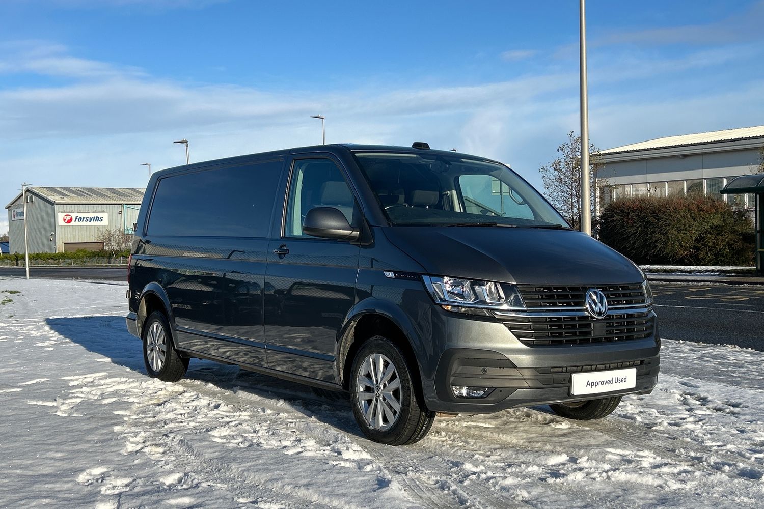 Main listing image - Volkswagen Transporter