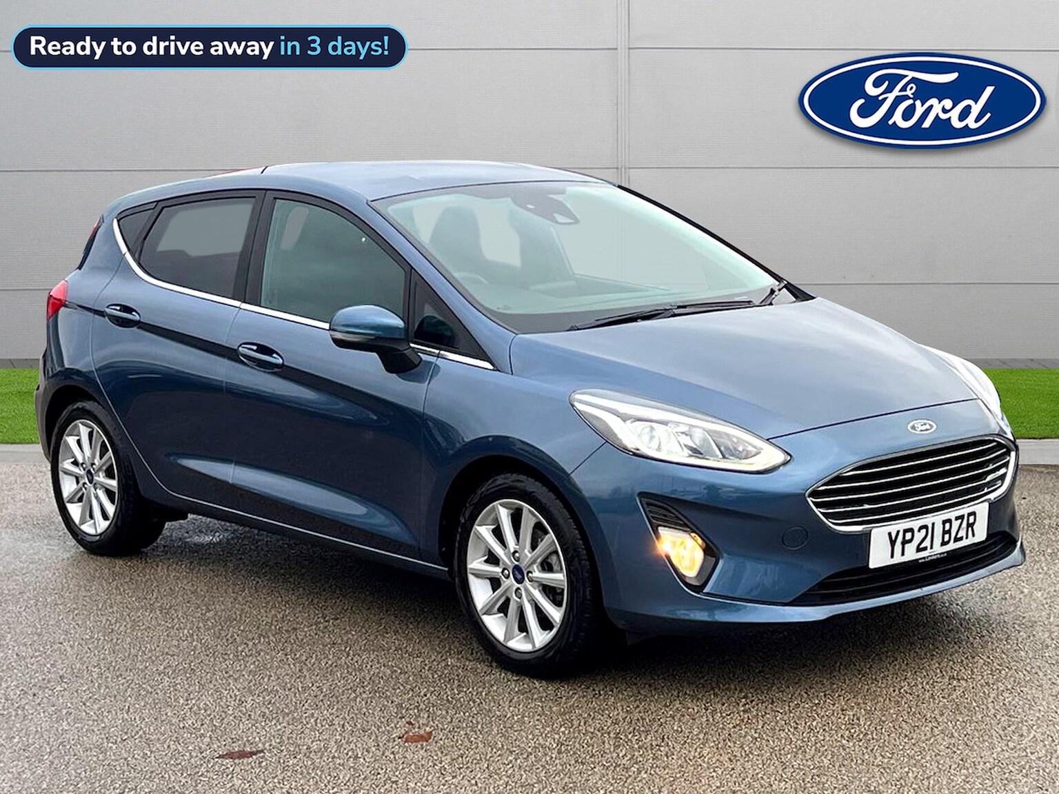 Main listing image - Ford Fiesta