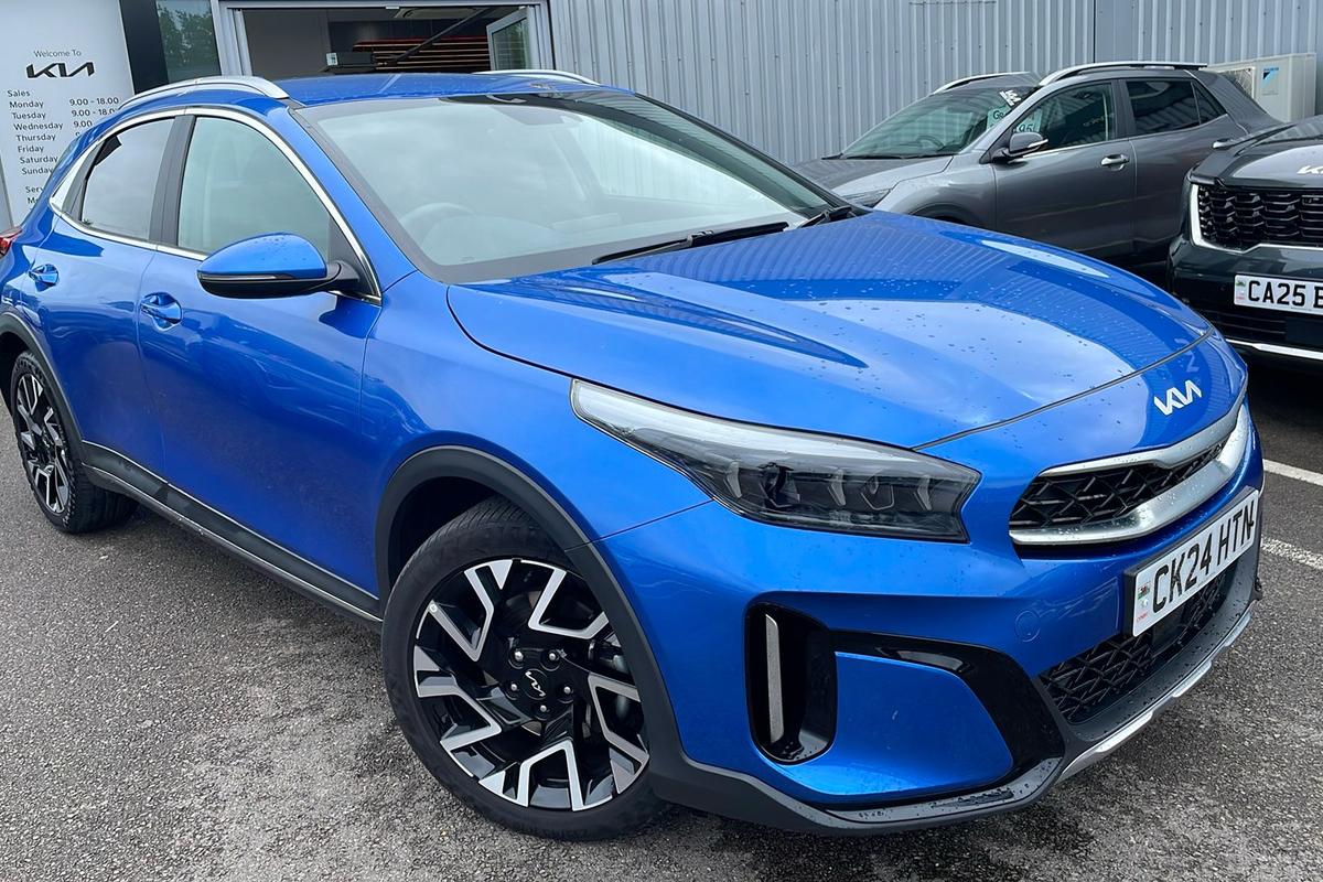 Main listing image - Kia XCeed