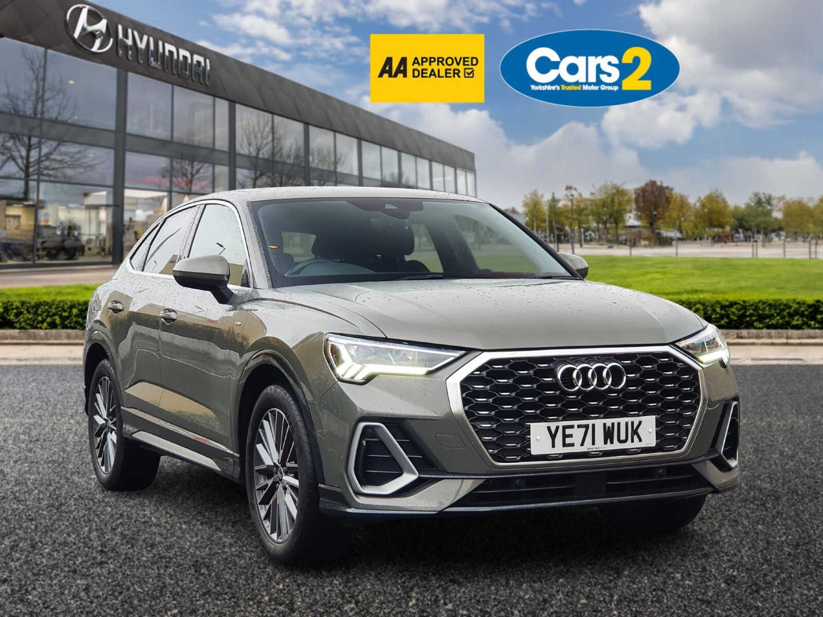 Main listing image - Audi Q3