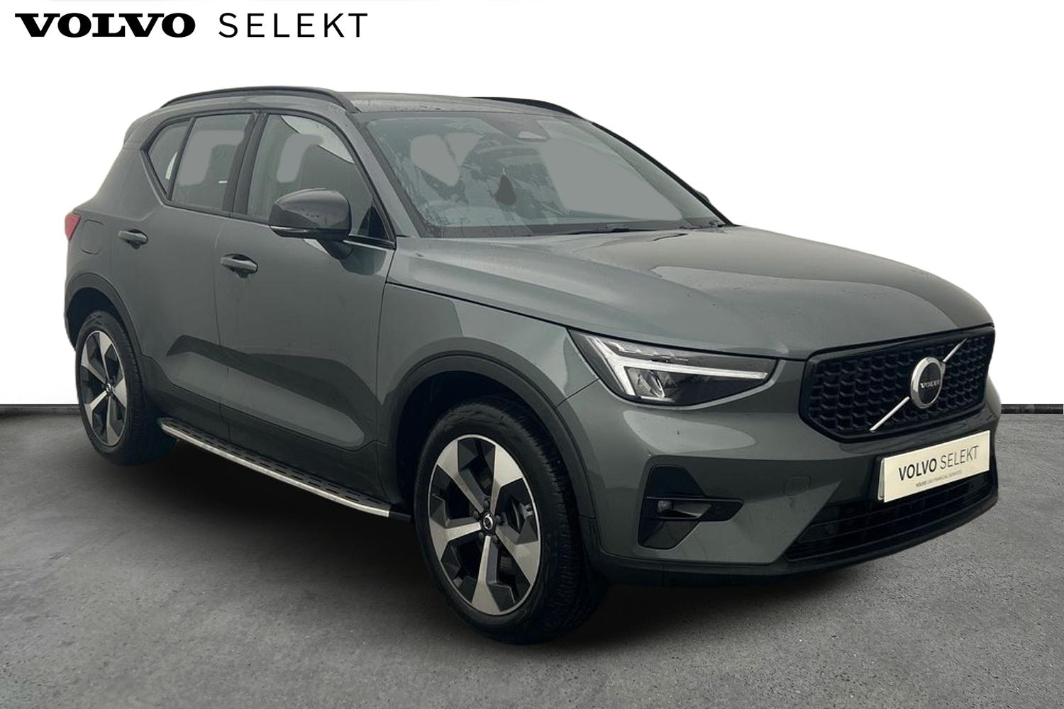 Main listing image - Volvo XC40