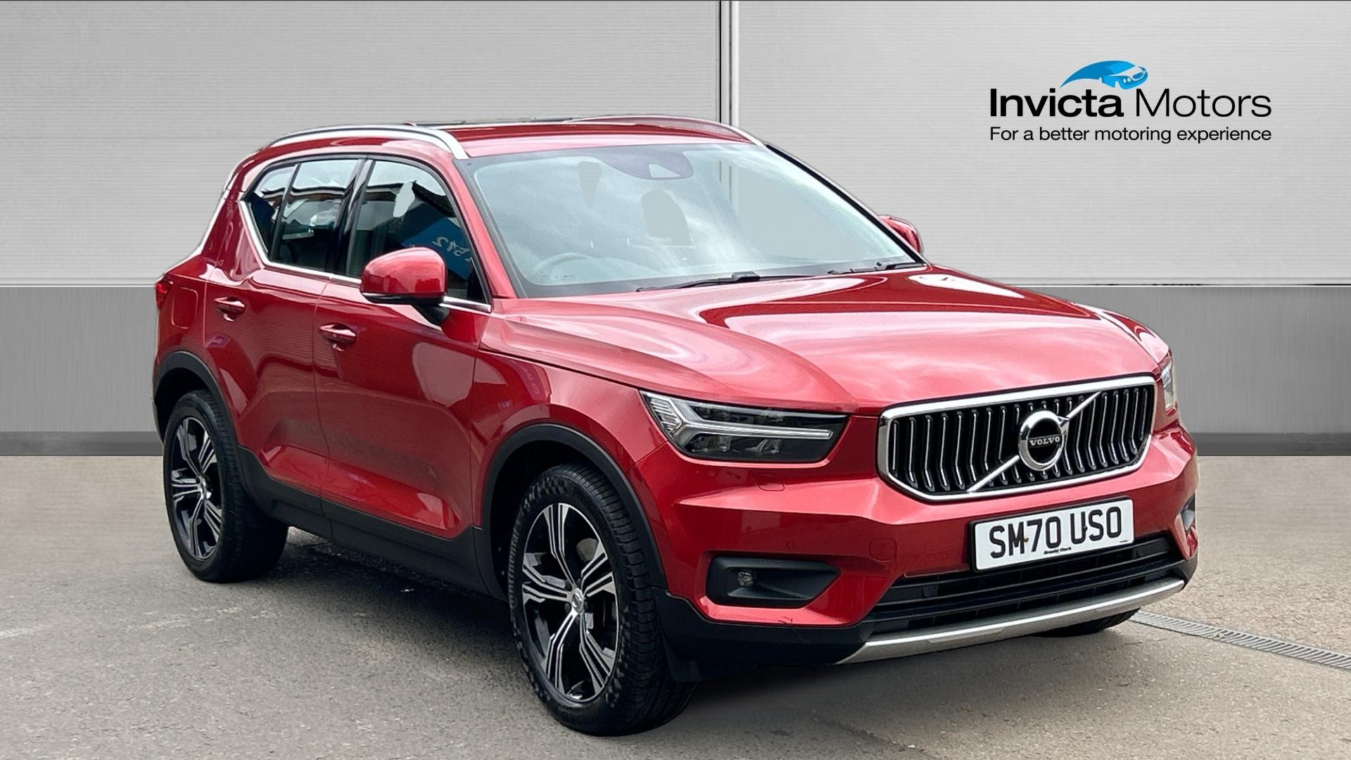 Main listing image - Volvo XC40