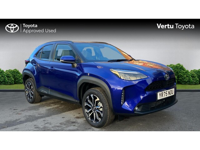 Main listing image - Toyota Yaris Cross