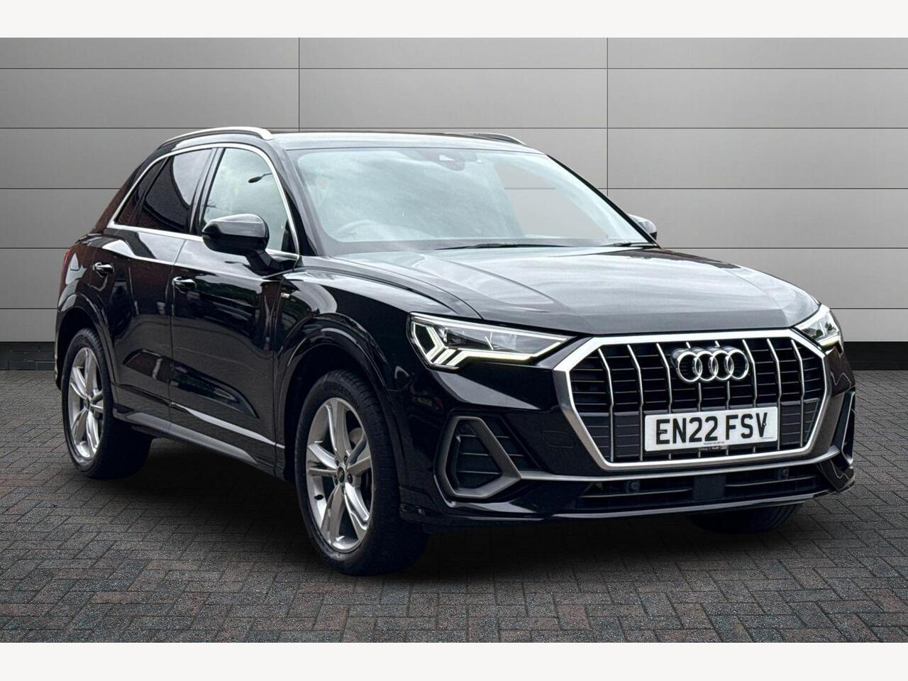 Main listing image - Audi Q3
