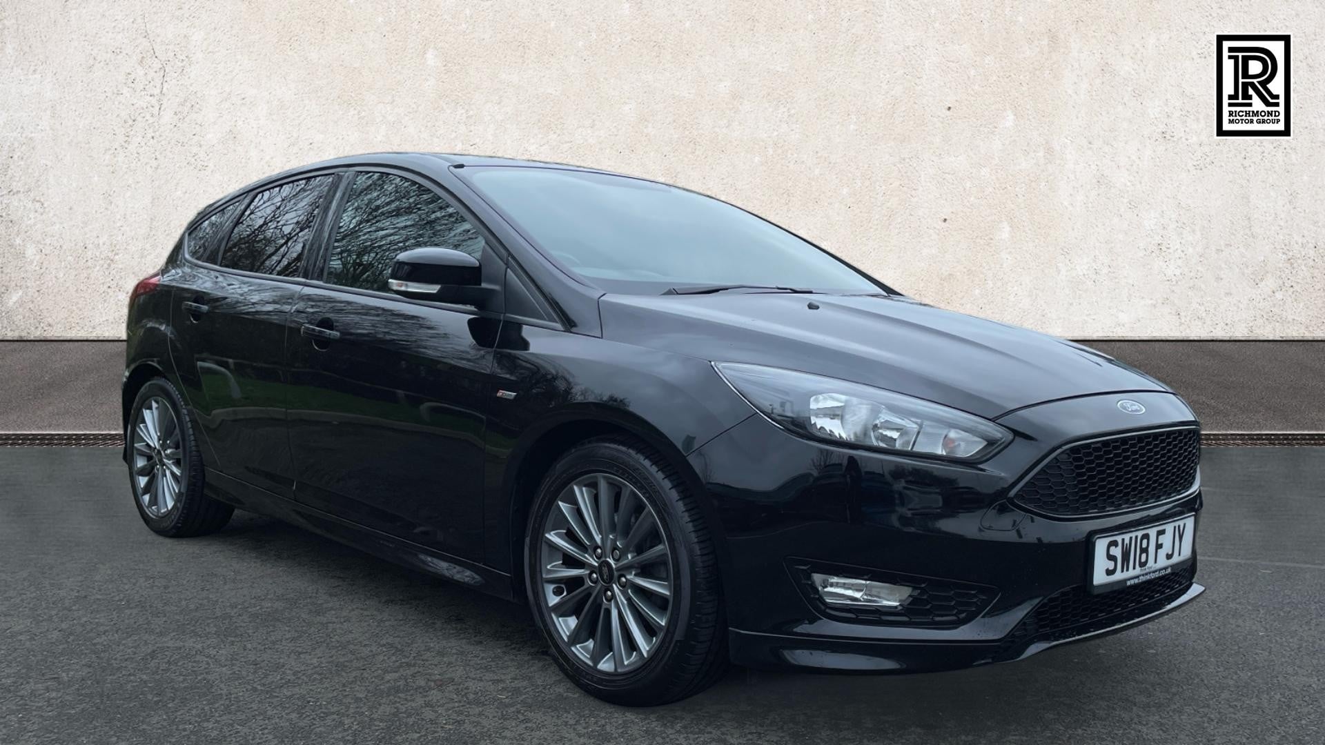 Main listing image - Ford Focus