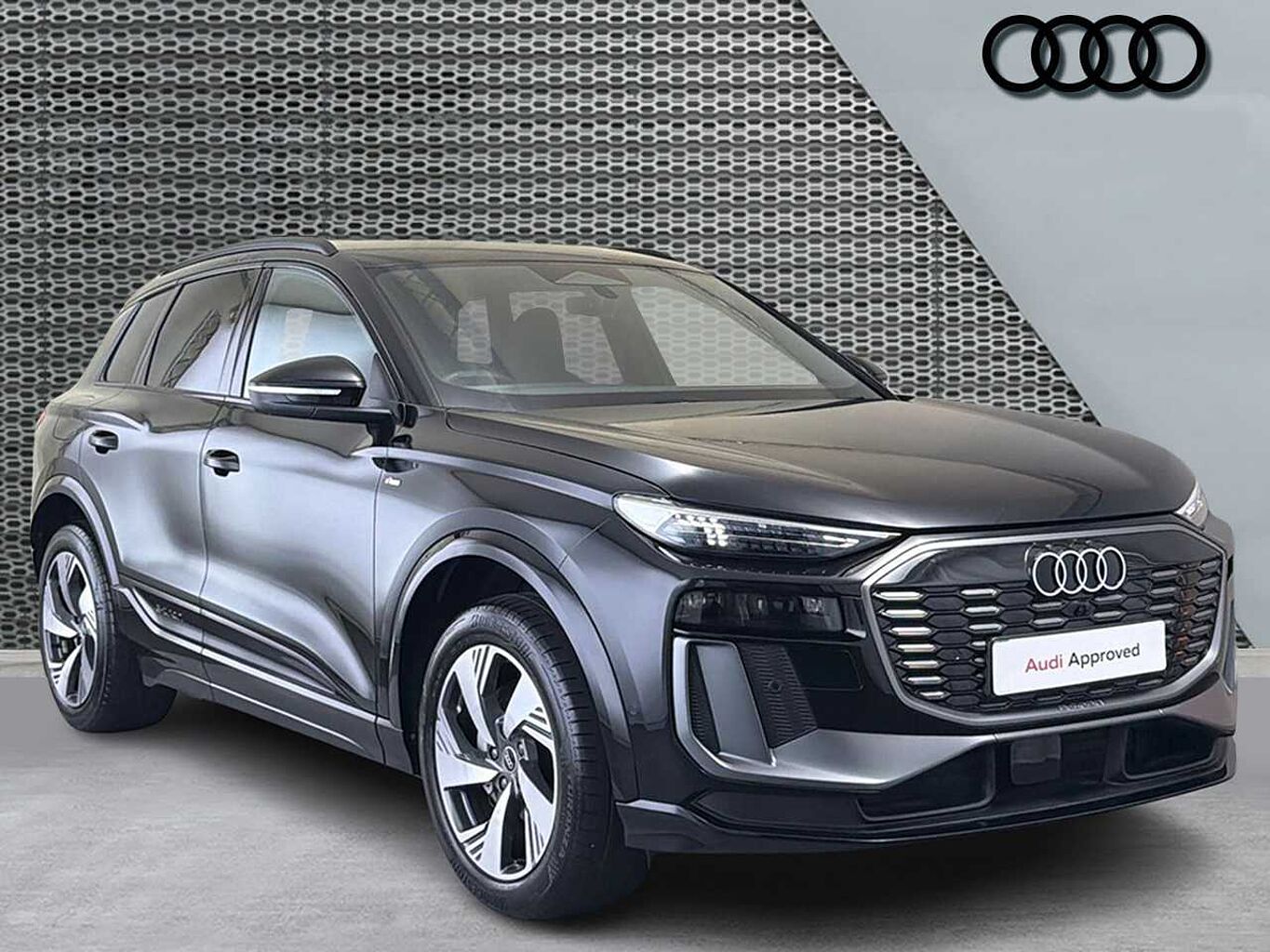 Main listing image - Audi Q6