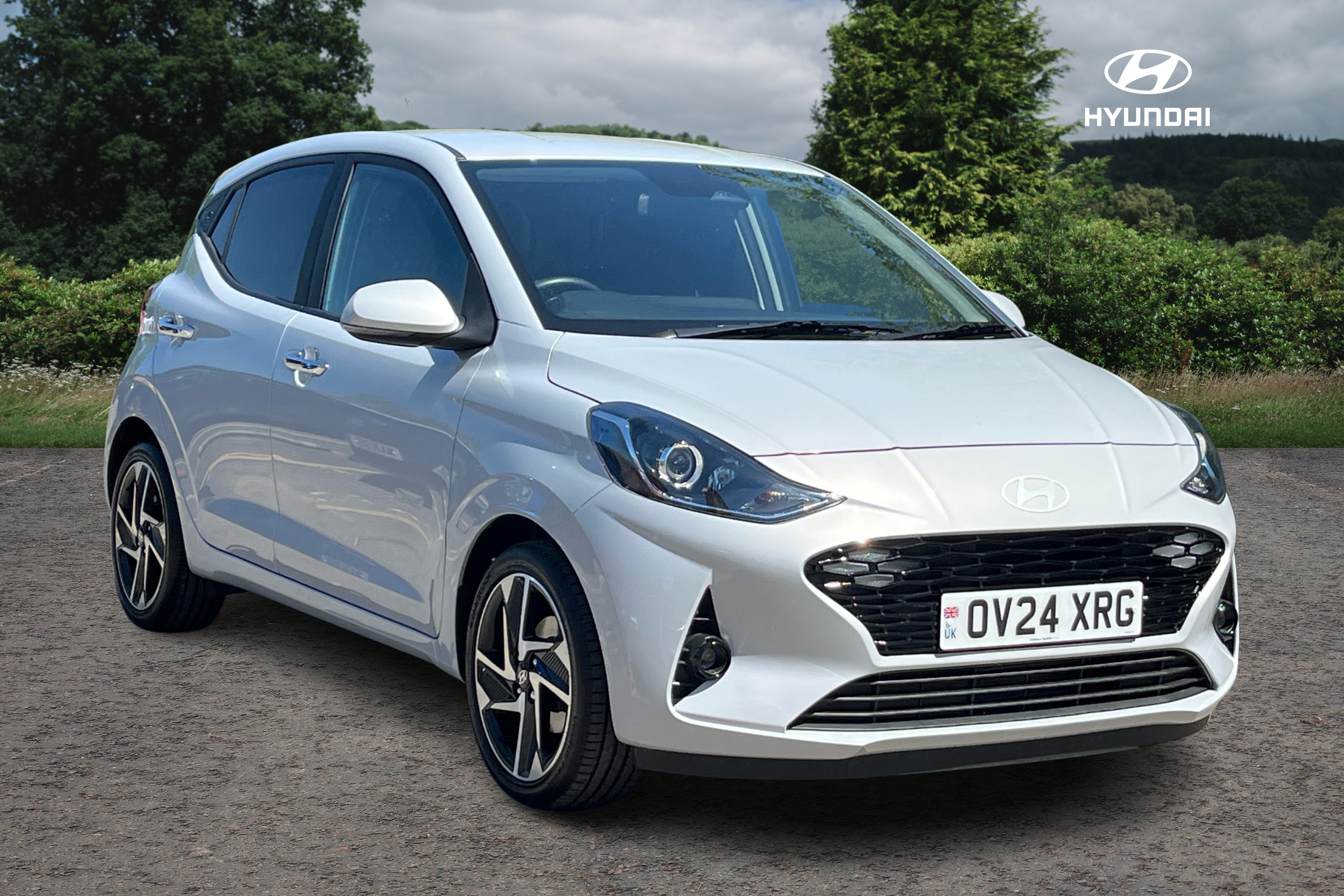 Main listing image - Hyundai i10