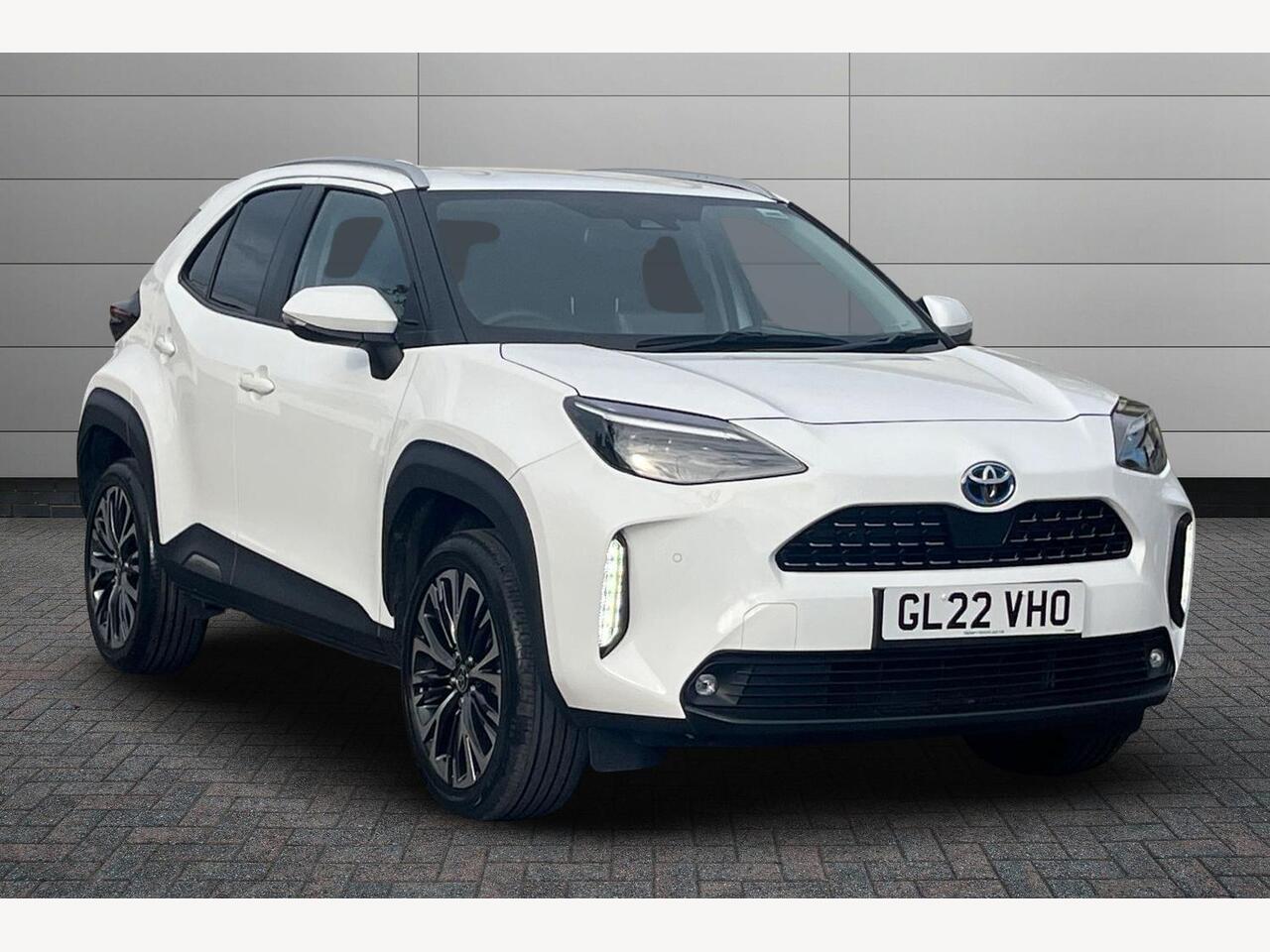 Main listing image - Toyota Yaris Cross