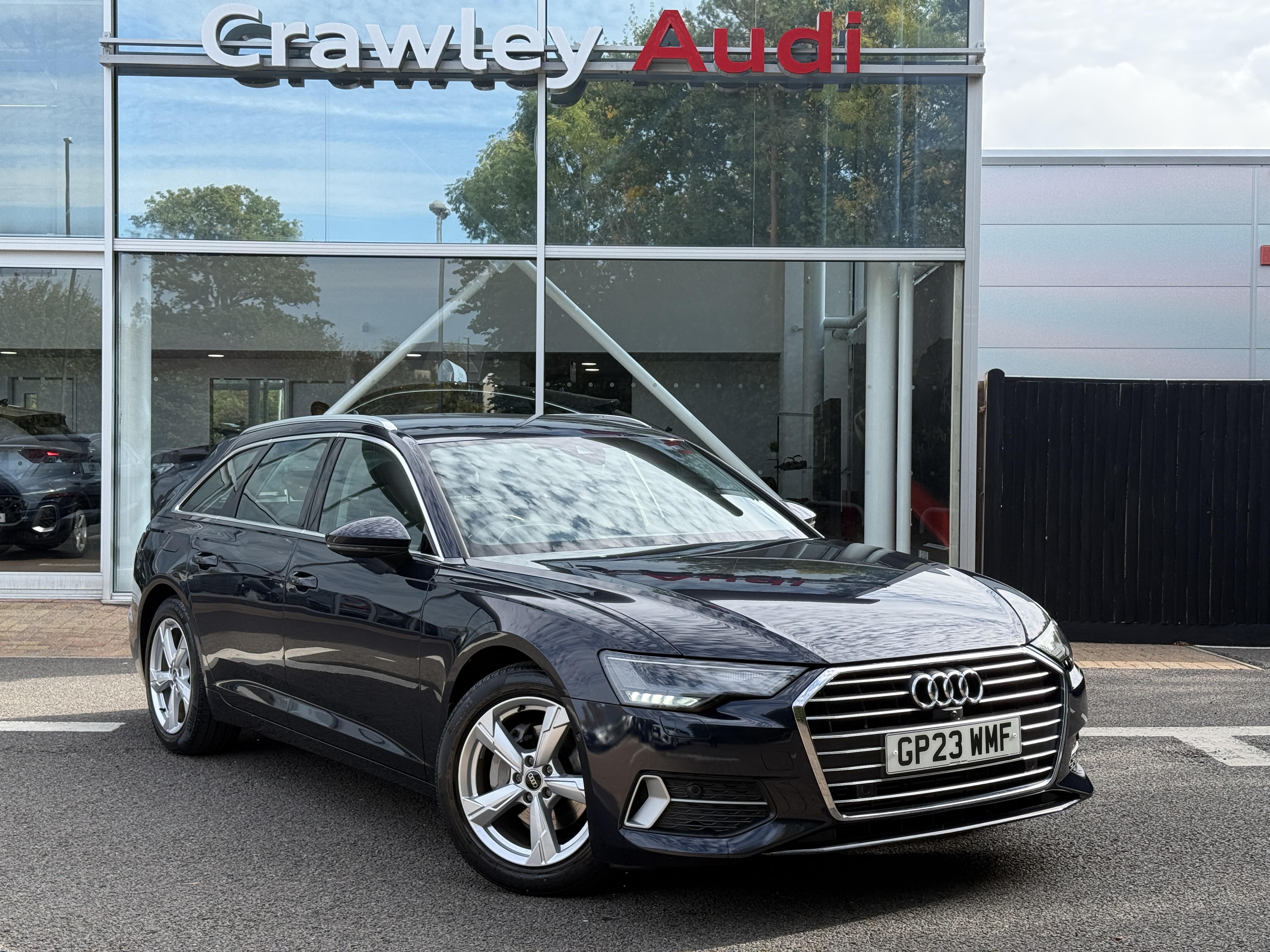 Main listing image - Audi A6