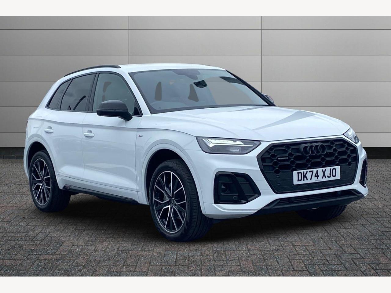 Main listing image - Audi Q5