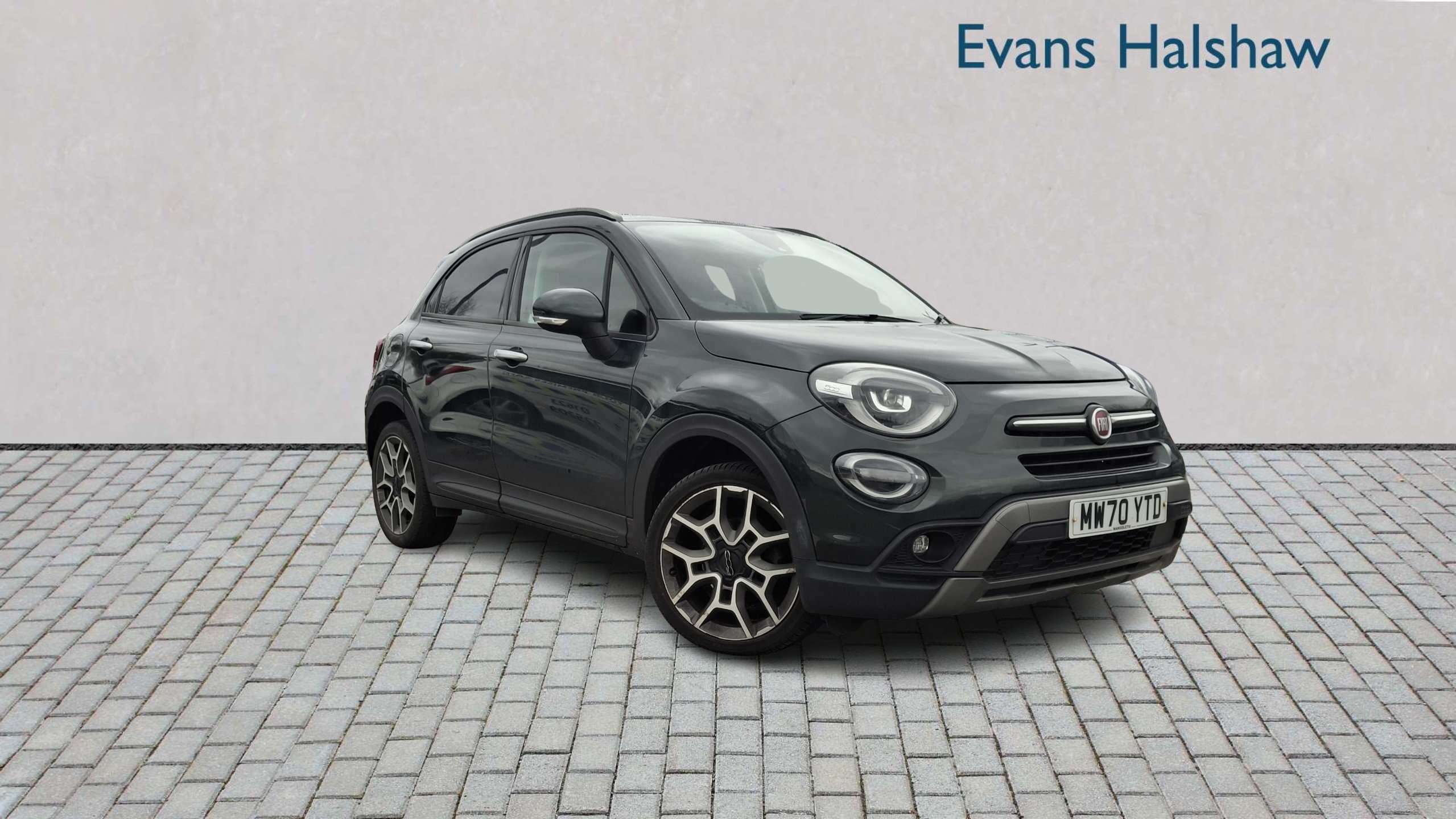 Main listing image - Fiat 500X
