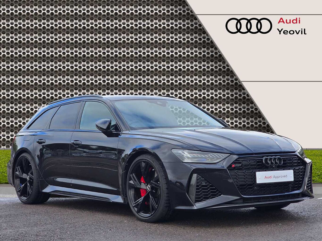 Main listing image - Audi RS6