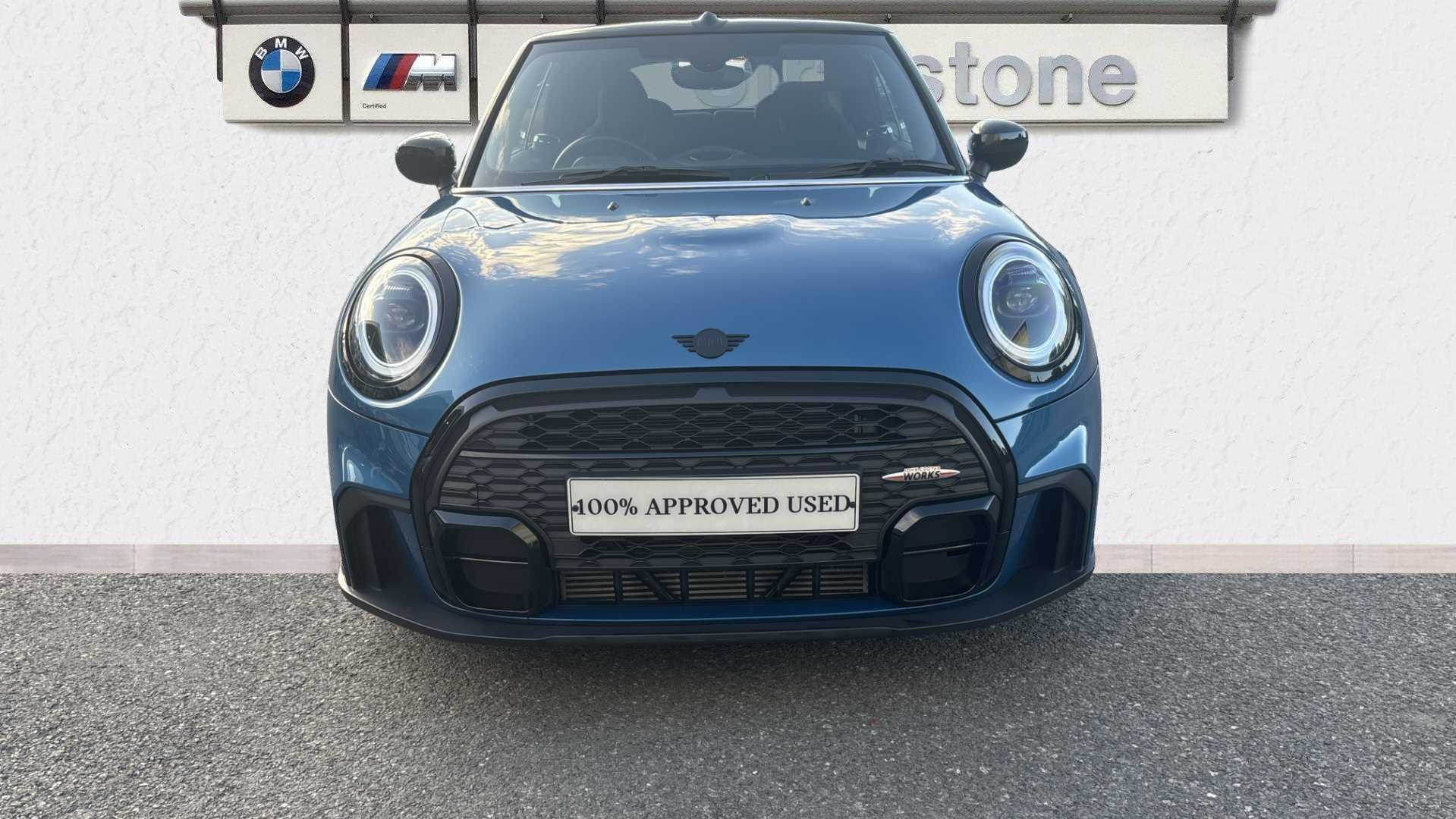 Main listing image - MINI Convertible