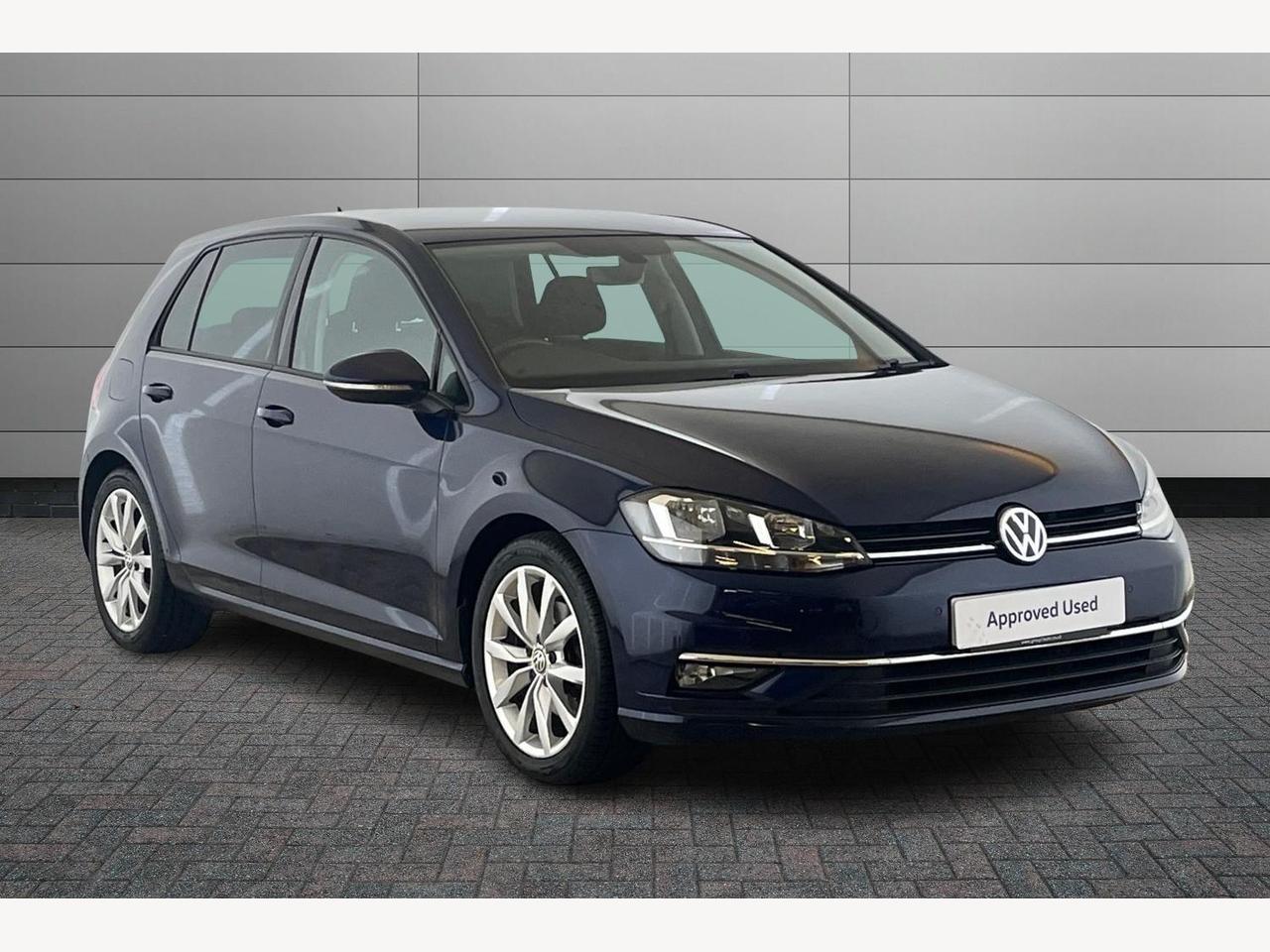 Main listing image - Volkswagen Golf