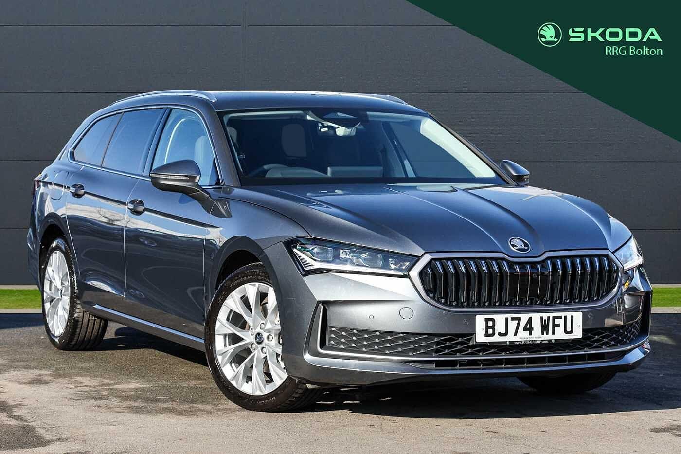 Main listing image - Skoda Superb Estate